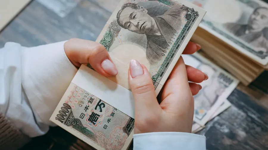 日本婦人遭「馬斯克」瘋狂示愛！深陷戀愛詐騙虧185萬，報警後仍執迷匯款的封面圖片