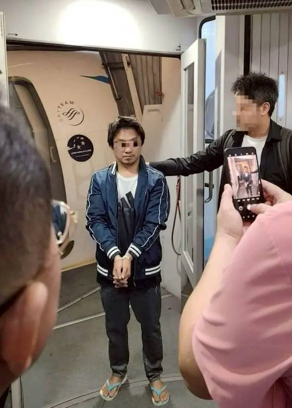 中菲聯手破跨國綁架殺人案，疑犯施純芳押解返華受審。(伯樂頭條)