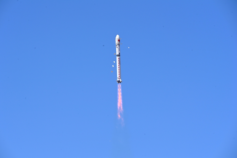 太空計算衛星星座發射升空。 (新華社)