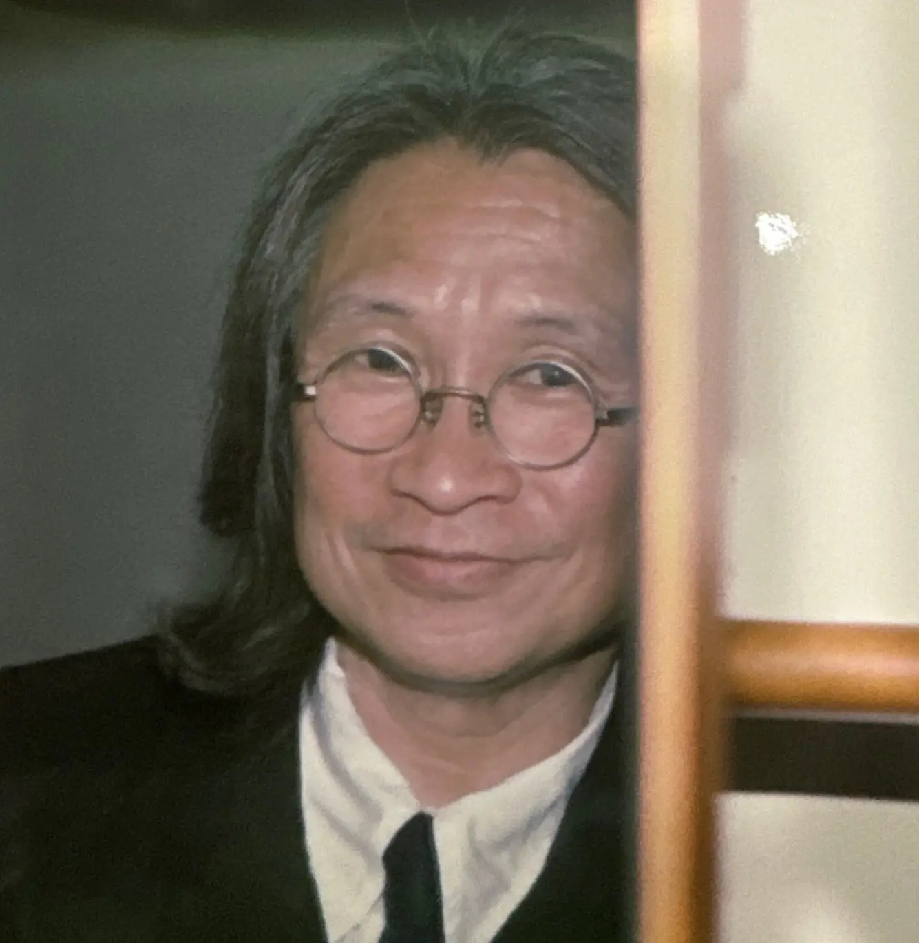 公開資料顯示，陳可辛生於 1962 年，執導過《中國合伙人》《奪冠》《醬園弄・懸案》等多部經典作品，是華語影壇重量級導演。(圖：Pete三姑丈@微博)