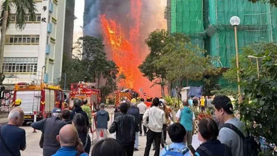 大埔宏福苑四級火 最新錄 4 死 3 傷 有消防員殉職兩傷者危殆的封面圖片