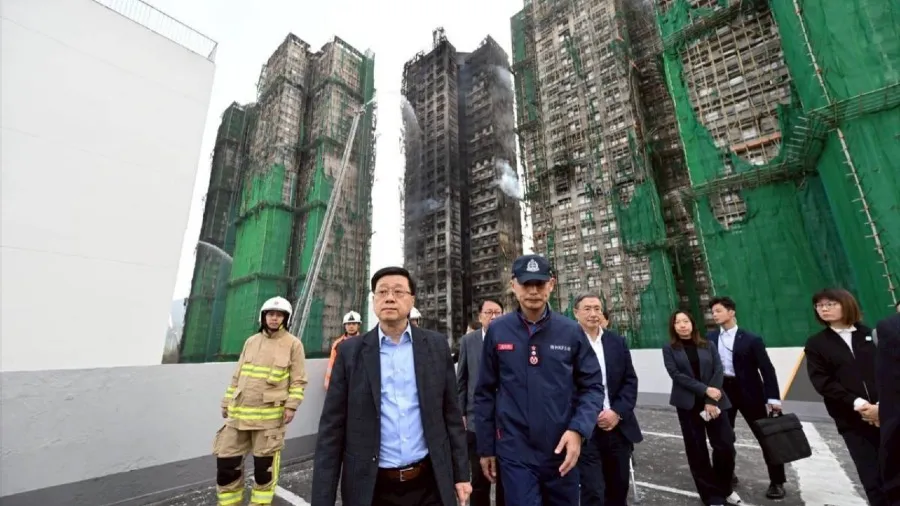 大埔宏福苑五級火｜增至94死逾70傷　7廈所有單位料早上9時前開始逐戶搜索生還者的封面圖片