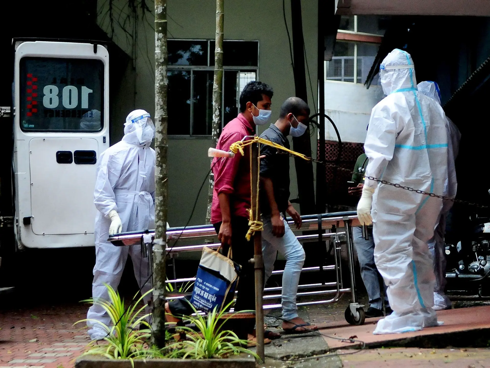 2026年1月，印度東部西孟加拉邦爆發致命尼帕病毒疫情，截至1月26日，當地已通報5宗確診個案，其中包括醫護人員，近100名密切接觸者被要求居家隔離。(圖：網絡截圖)