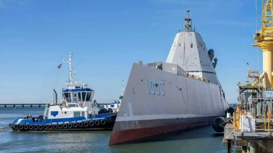 美軍朱瓦特級驅逐艦試射極音速導彈的封面圖片