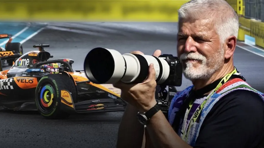 專業度滿分！捷克總統手持Canon＋Nikon雙利器，化身F1攝影師的封面圖片