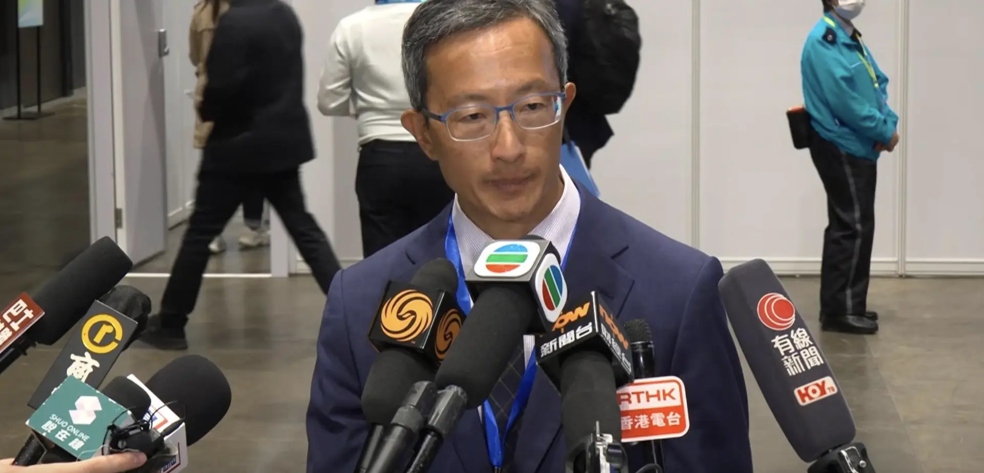 林哲玄在接受查詢時坦言，今次事件暴露出的問題相當嚴重。他指出，香港10年建院計劃已接近完成階段，才發現此類監測造假問題，本身就反映出監管環節存在明顯漏洞。(圖：視頻截圖)