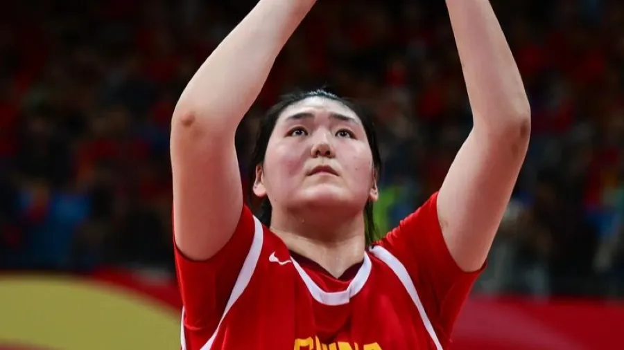 就在深圳！2米26的張子宇出戰2025女籃亞洲杯的封面圖片