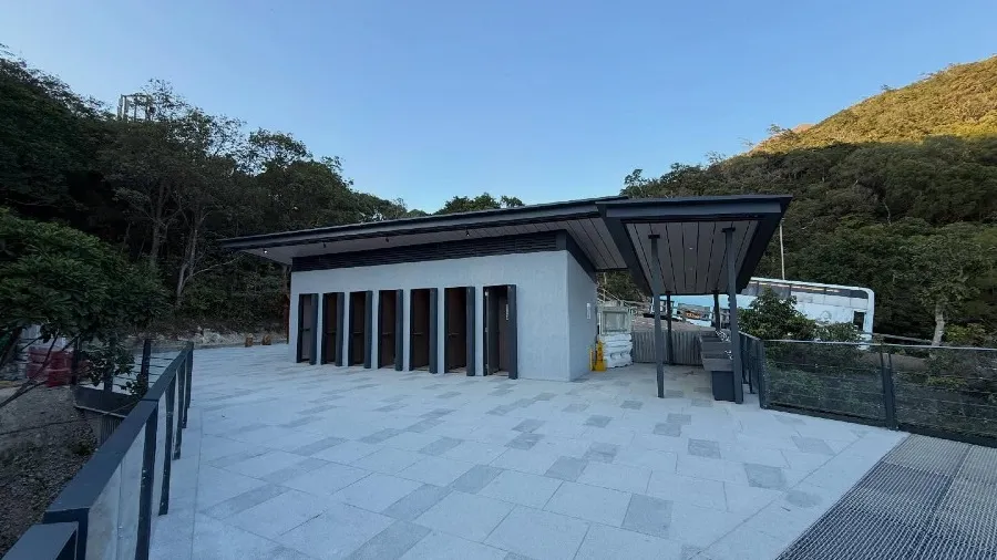 大嶼山伯公坳2700萬新公廁啟用 網民批廁格不足華而不實的封面圖片