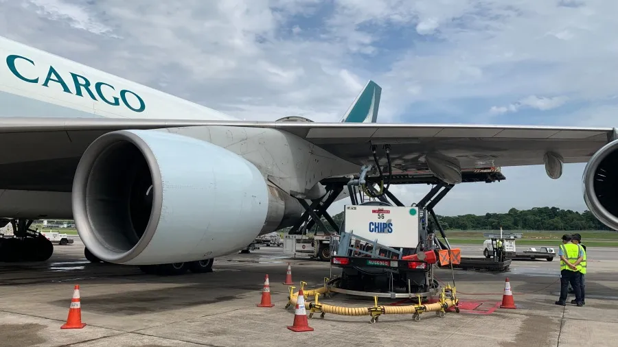 國泰航空上調燃油附加費！戰爭陰霾籠罩，應理解航空業本大利小現實！的封面圖片