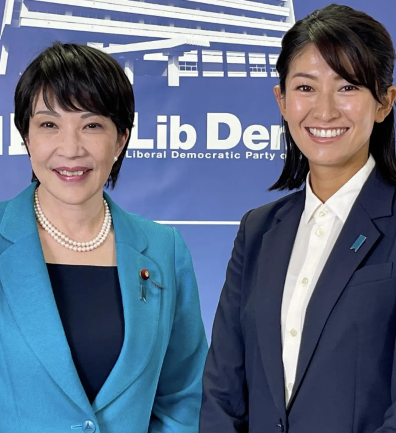 無論讚賞與質疑,森下千里的上任已成為事實。這位從賽車皇后、寫真偶像到政務官的跨界者,不僅為向來嚴肅的日本政壇帶來一抹獨特的「明星光彩」。(圖:森下千里@X)