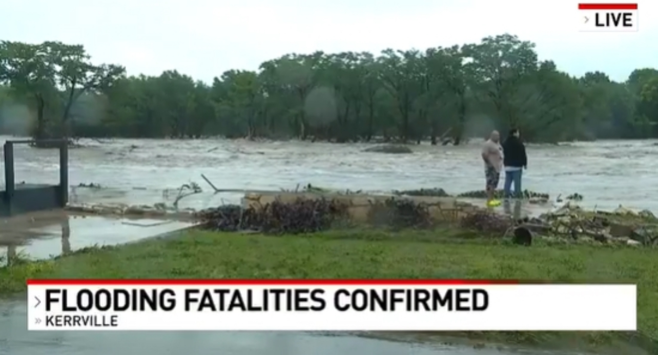 德州中部洪災現場。（視頻截圖）