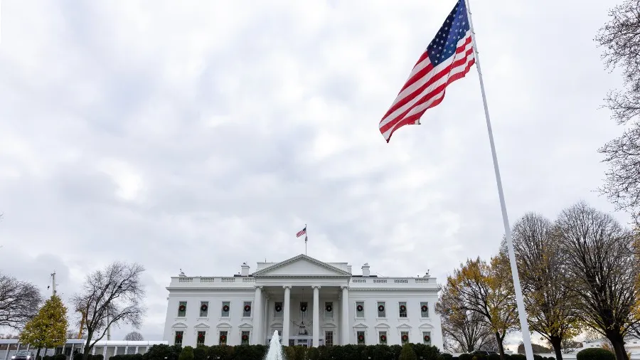 美國民主的發展與內耗的封面圖片