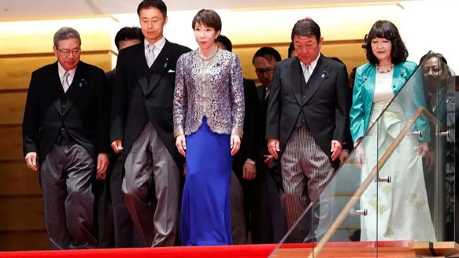 高市早苗「新型軍國主義」幕後推手曝光：麻生派、原安倍派、鹿鳴會、國力研究會與日本維新會如何聯手推動修憲強軍的封面圖片