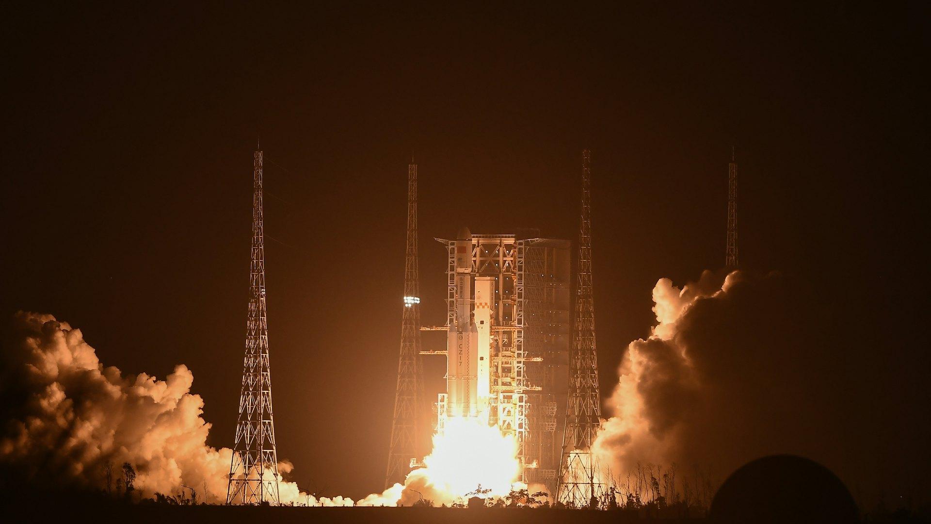 2025年7月15日,天舟九號貨運飛船發射的畫面。(央視截圖)