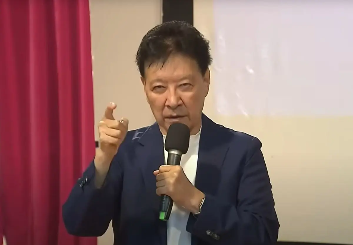 國民黨主席選舉進入倒數計時階段，中廣前董事長趙少康召開記者會，指控有大量疑似來自中國大陸的Youtube頻道「介入選舉」