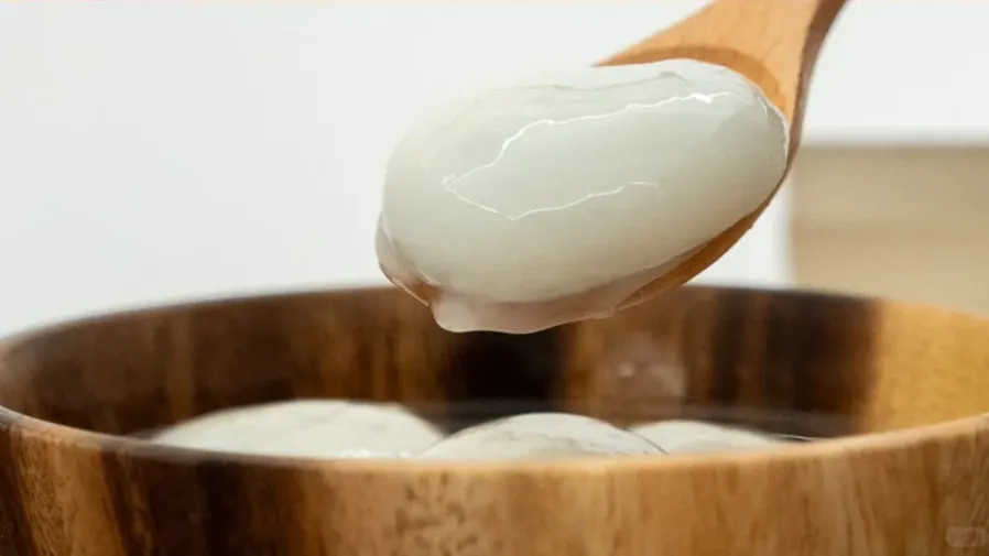 冬至煮湯圓零失誤秘訣：冷水還是熱水下鍋？原來第一步就決定成敗的封面圖片