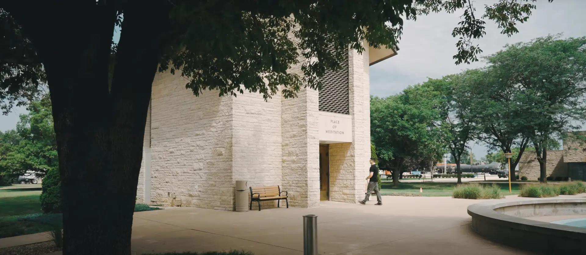 位於美國堪薩斯州阿比林的艾森豪威爾總統圖書館 （艾森豪威爾總統圖書館官網）