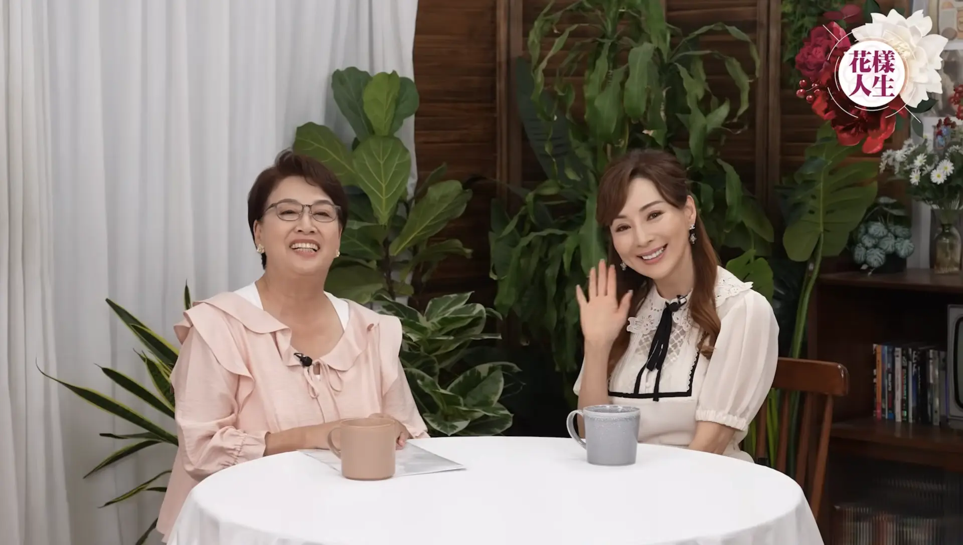 1991 年亞洲小姐冠軍羅霖(Candy)在好友鍾慧冰的 YouTube 節目「冰姐的花樣人生」中,細數從豪門棄婦到單親強媽的跌宕人生。(圖:視頻翻攝)