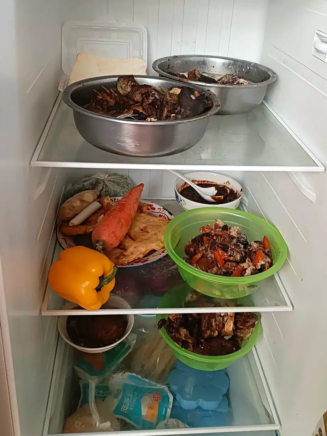 中國春節後剩餘食材只要正確存放，就能延長保鮮期、避免浪費。（示意圖來源：小紅書網友）