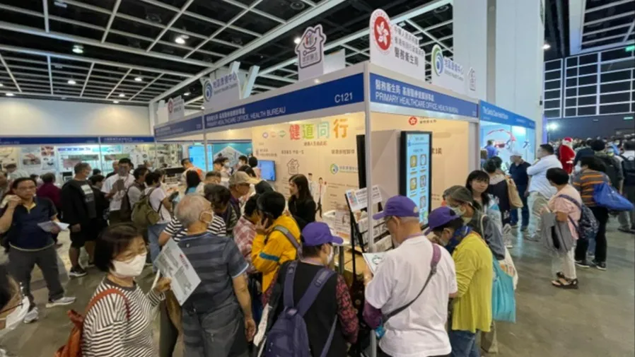 香港銀髮經濟 機遇與挑戰並存的封面圖片