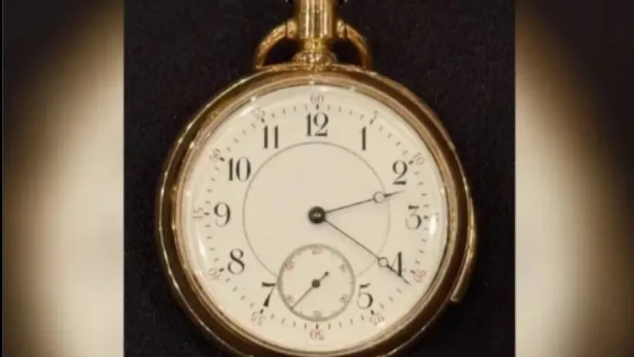 113年不滅的愛！鐵達尼最貴懷錶，定格相濡以沫的最後瞬間的封面圖片