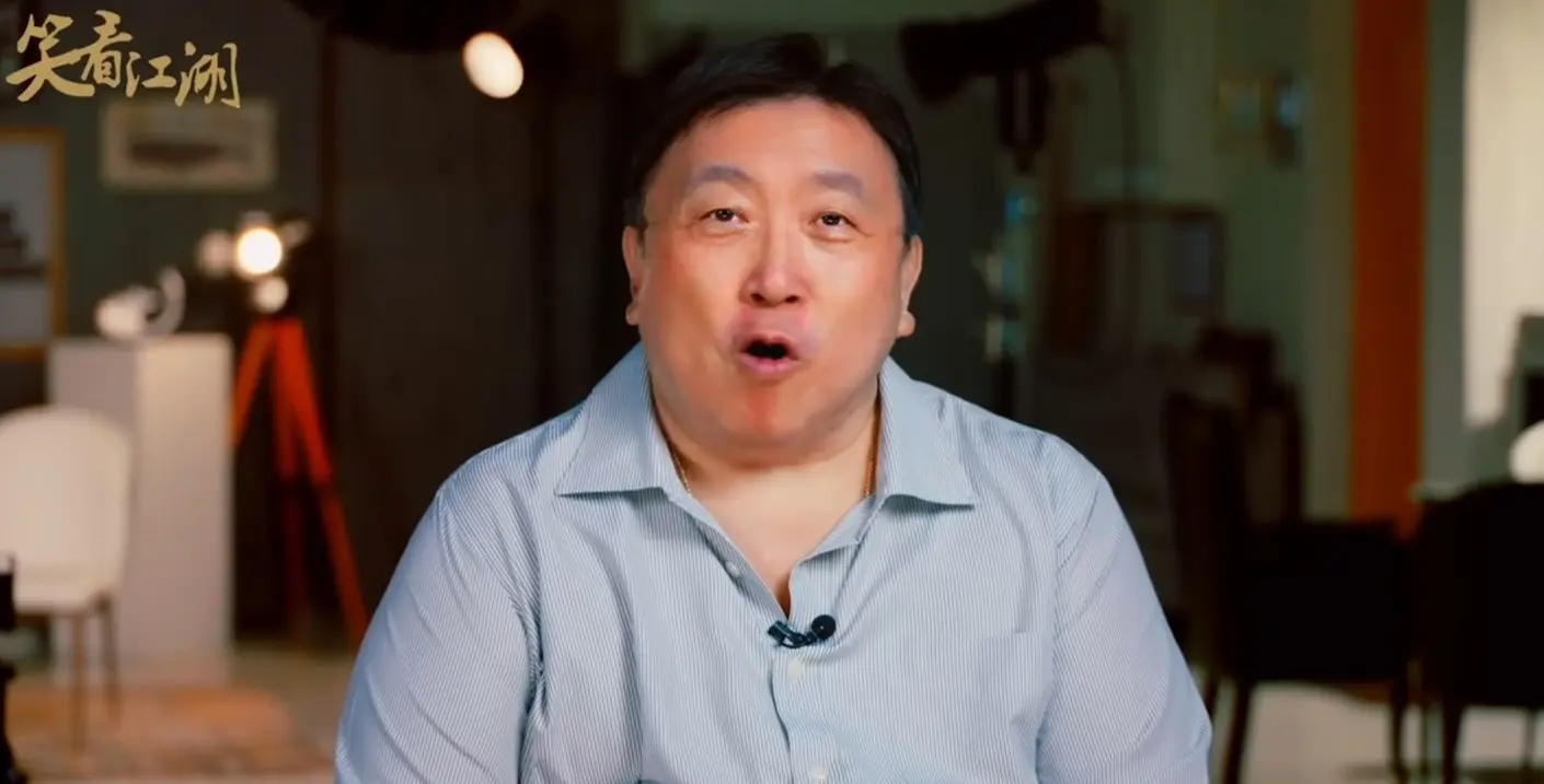 導演王晶近日在抖音節目《王晶笑看江湖》中頻頻爆料關之琳的感情往事，引發網民熱議。(圖： 網絡翻攝)