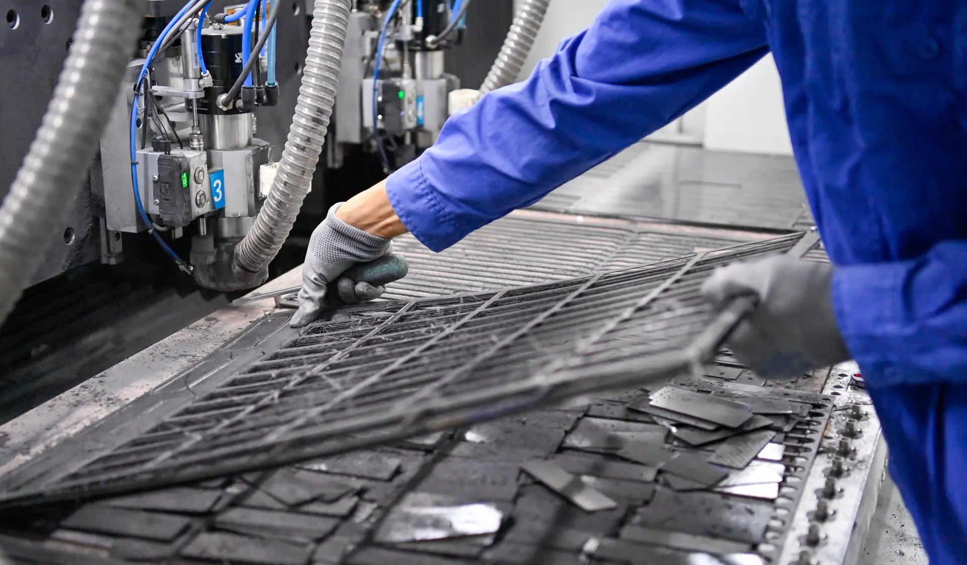 稀土與磁材全鏈，逼使美國會加快腳步重建自己的供應鏈，只不過這很難脫離中國所掌握的『談判槓桿』。(圖：新華社)