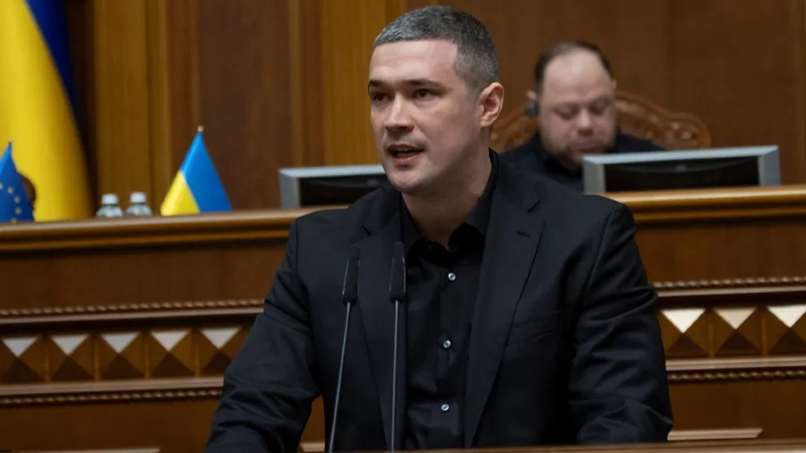 烏克蘭新任國防部長費多羅夫證實：20萬逃兵200萬人躲兵役的封面圖片