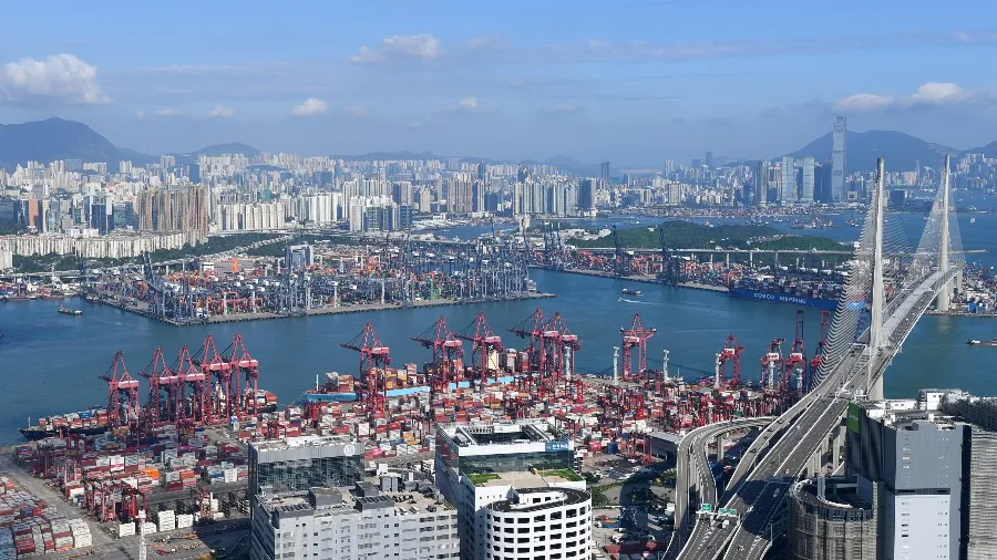 香港中小企融資擔保計劃的風險轉嫁效應與制度性改革整合框架的封面圖片