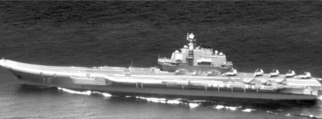 遼寧艦高調出海，前海軍艦長分析，非戰區主導應無對抗操演，但會與美、日交鋒。（資料照／台防務部門）