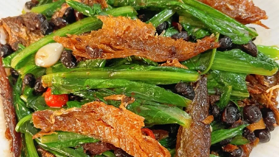 炒油麥菜避開這2步，脆到哢嚓響還不變色的封面圖片