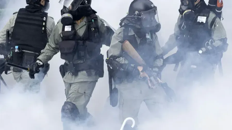 男警譚順維因社運不願上前線 透過醫生騙取54天病假的封面圖片