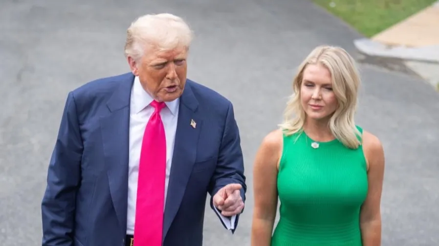 特朗普懟上《華爾街日報》竟語無倫次扯上中國的封面圖片