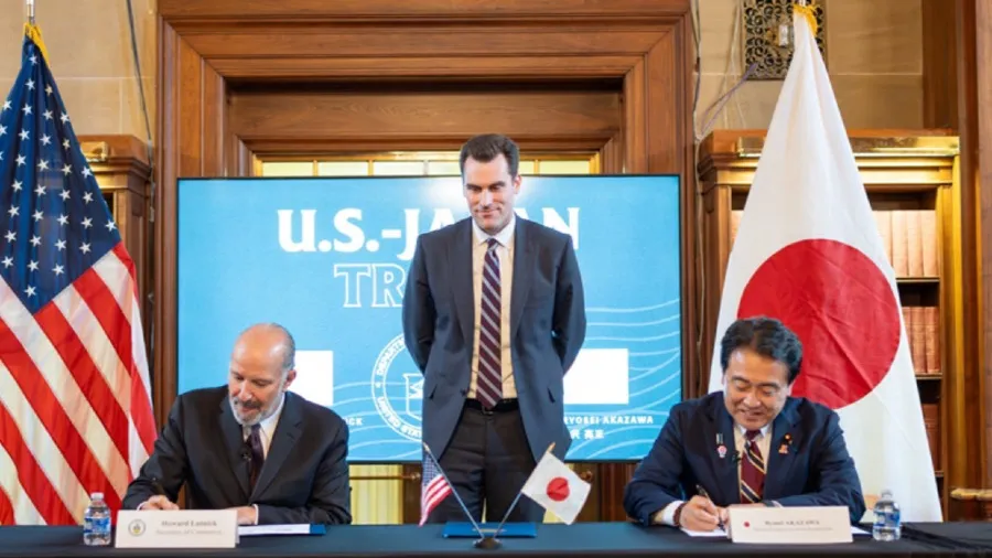 美日貿易協議生效:日本將任由特朗普擺布的封面圖片