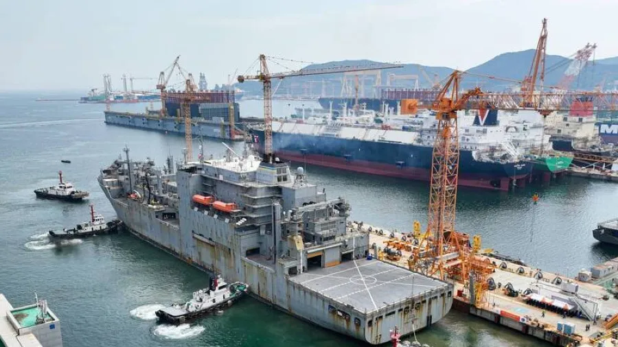 近80年首例，美國海軍向南韓徵詢建造驅逐艦與油彈補給艦方案的封面圖片