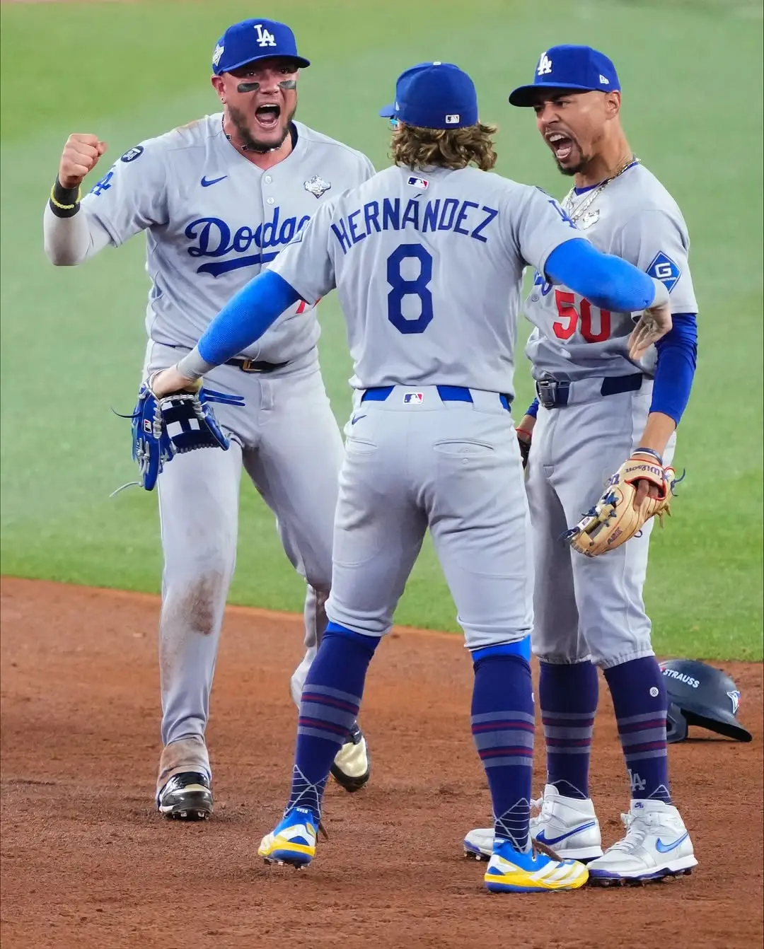 2025 年 MLB 世界大賽第六戰在加拿大多倫多藍鳥主場 Rogers Centre 展開殊死搏鬥。(圖片來源:mlb@ig)