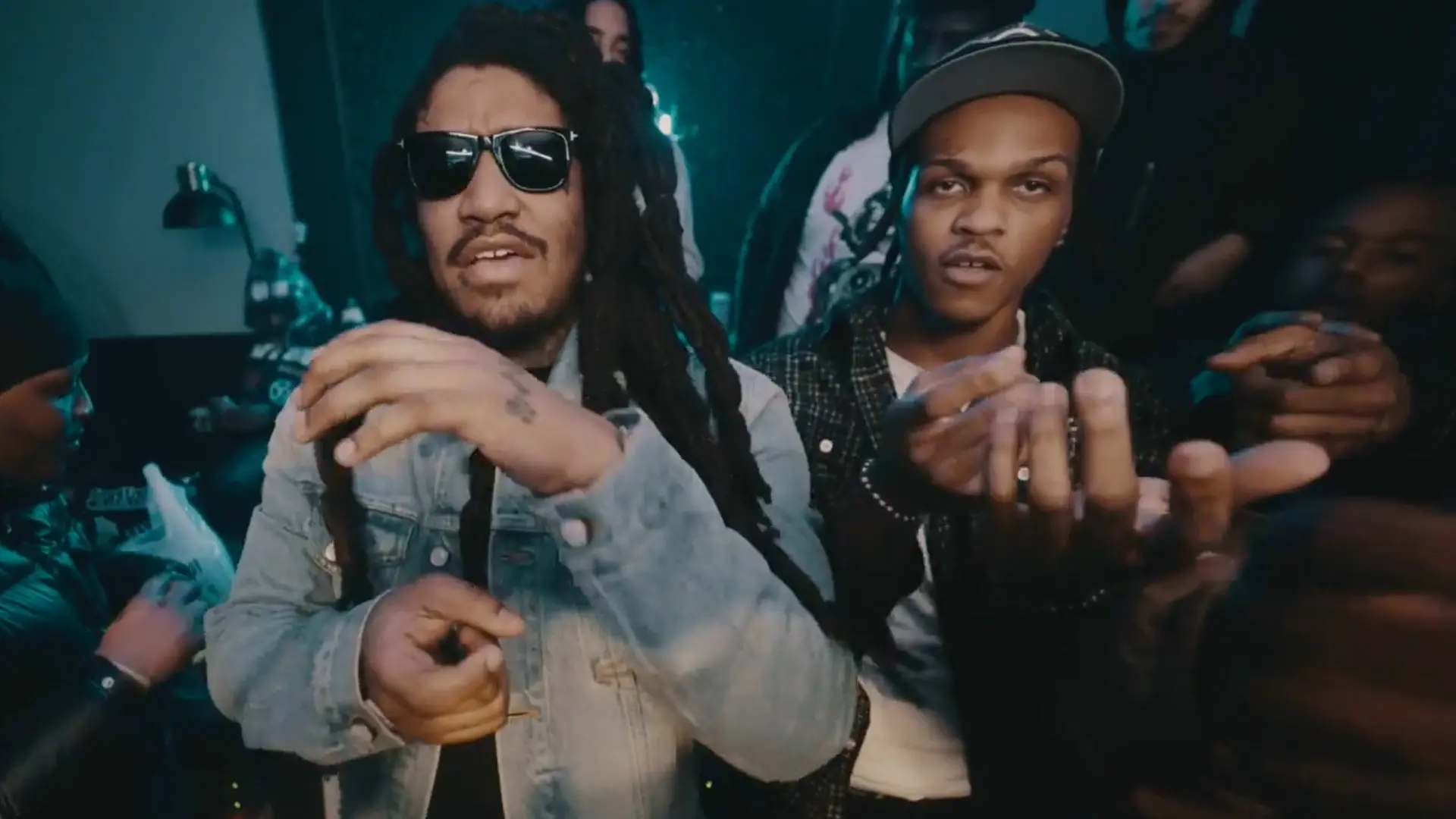 追溯「67」的起源，可回到 2025 年初芝加哥饒舌歌手 Skrilla 發行的歌曲《Doot Doot (6 7)》。這首歌以反覆循環的「six-seven」為副歌，節奏強烈又帶有荒誕感。(圖：視頻截圖)