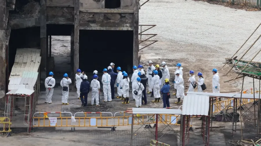 大埔宏福苑5級火｜獨立委員會首訪災場　視察消防裝置與維修物料細節的封面圖片