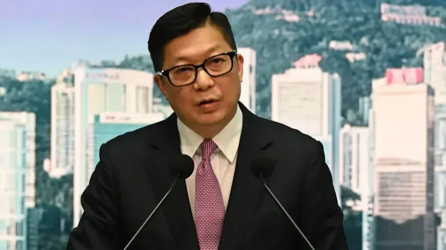 大埔宏福苑大火｜死者增至128人 仍有200人情況未明  家屬淚灑認屍現場的封面圖片