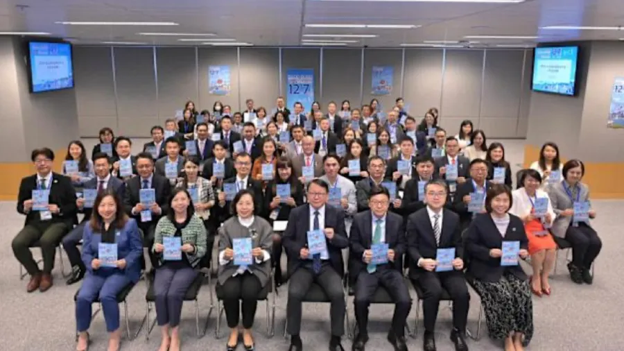 立法會選舉2025｜港澳辦發表署名文章稱「沒有必贏更無躺贏」 的封面圖片