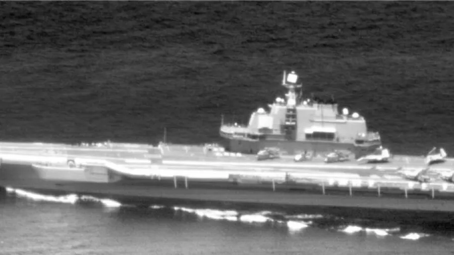 解放軍遼寧艦經台海作遠海操演 行進間將與美日勢力交鋒的封面圖片