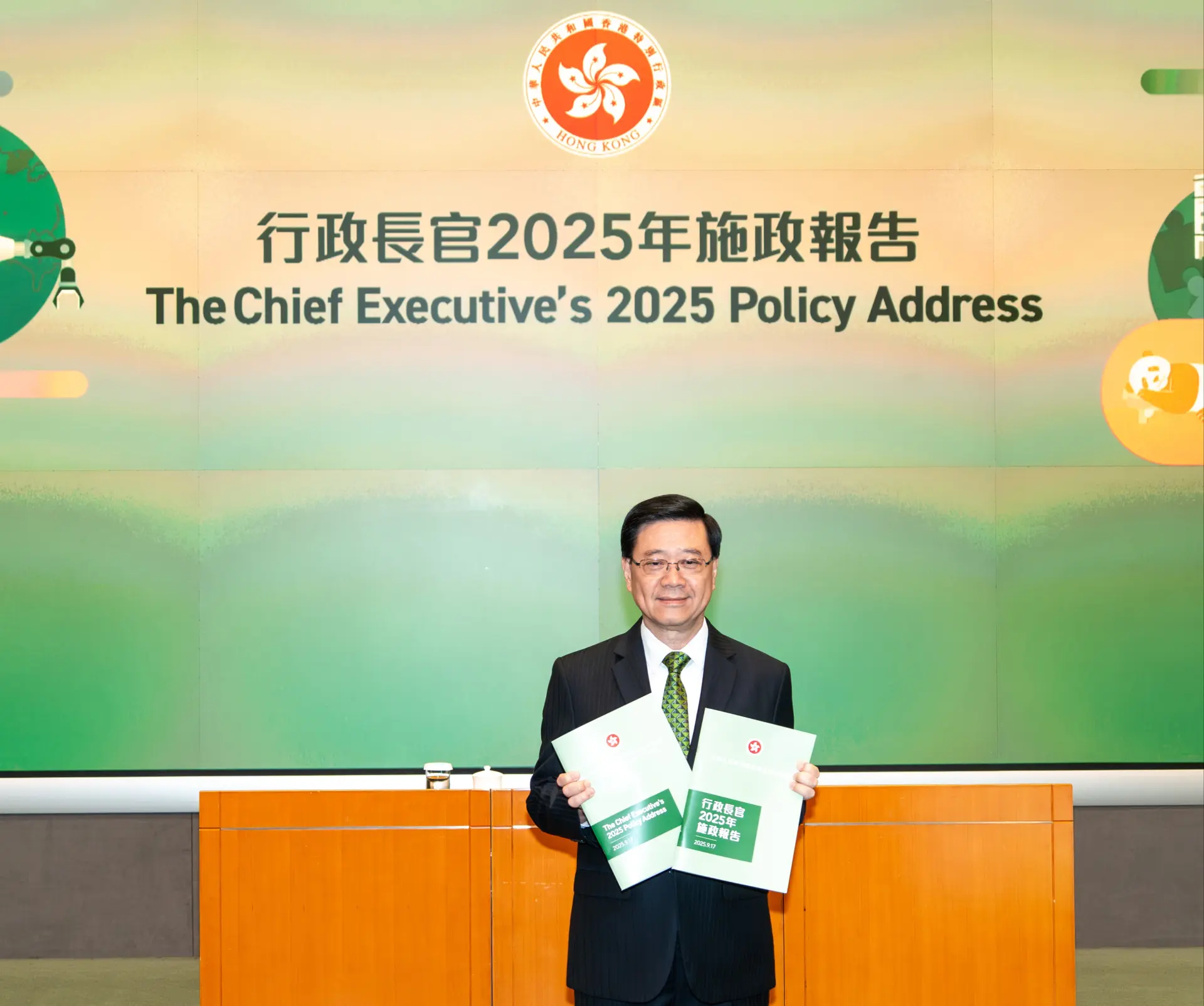 行政長官的施政報告也明確提出要發展高增值航空業務，強化香港作為國際航空樞紐的地位，這一政策為香港高校吸引國際人才創造了更大空間。(圖：新華社)
