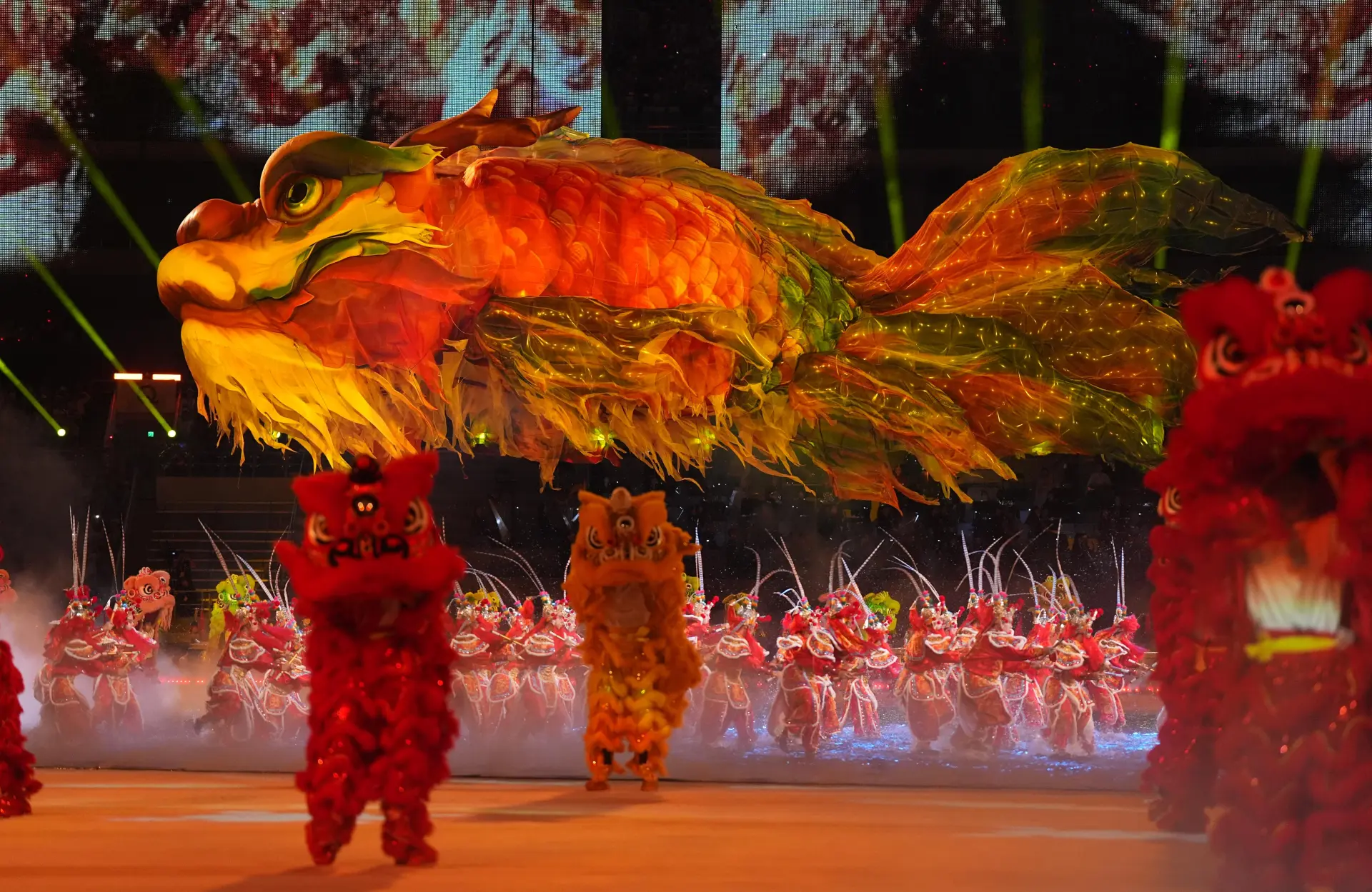 第十五屆全國運動會在廣東奧林匹克體育中心開幕（新華社）