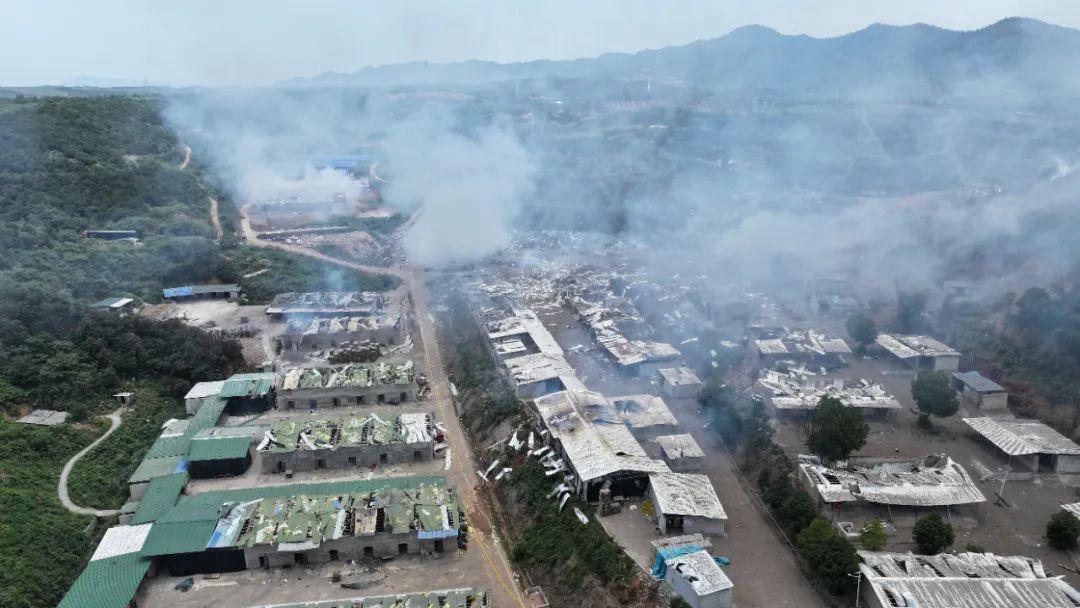 這是6月16日拍攝的煙花廠爆炸現場（無人機照片）。新華社記者 陳振海 攝