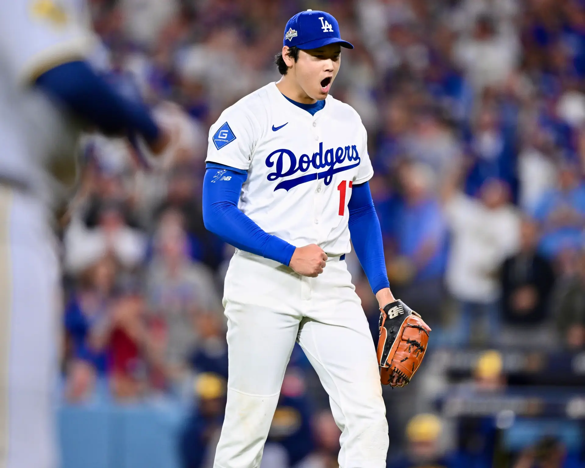 日籍「二刀流」巨星大谷翔平以投打雙重爆發，率隊以 5 比 1 擊敗密爾瓦基釀酒人，以系列賽 4 勝 0 敗橫掃對手，連續兩年闖入世界大賽。​(圖：Los Angeles Dodgers@X)
