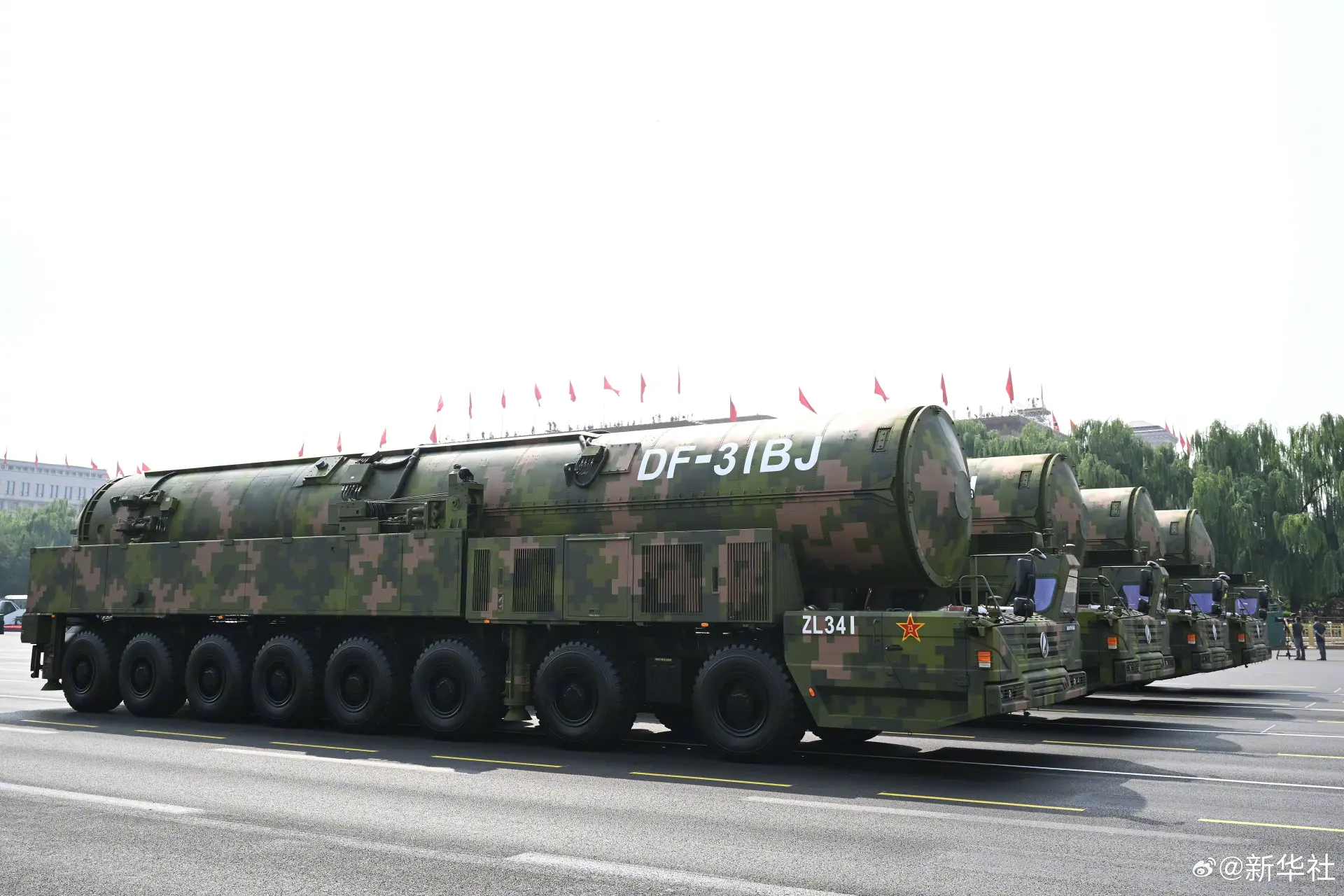 DF-31BJ（東風-31乙井），為解放軍陸海空三位一體核打擊力量的陸基井射類別。(新華社)