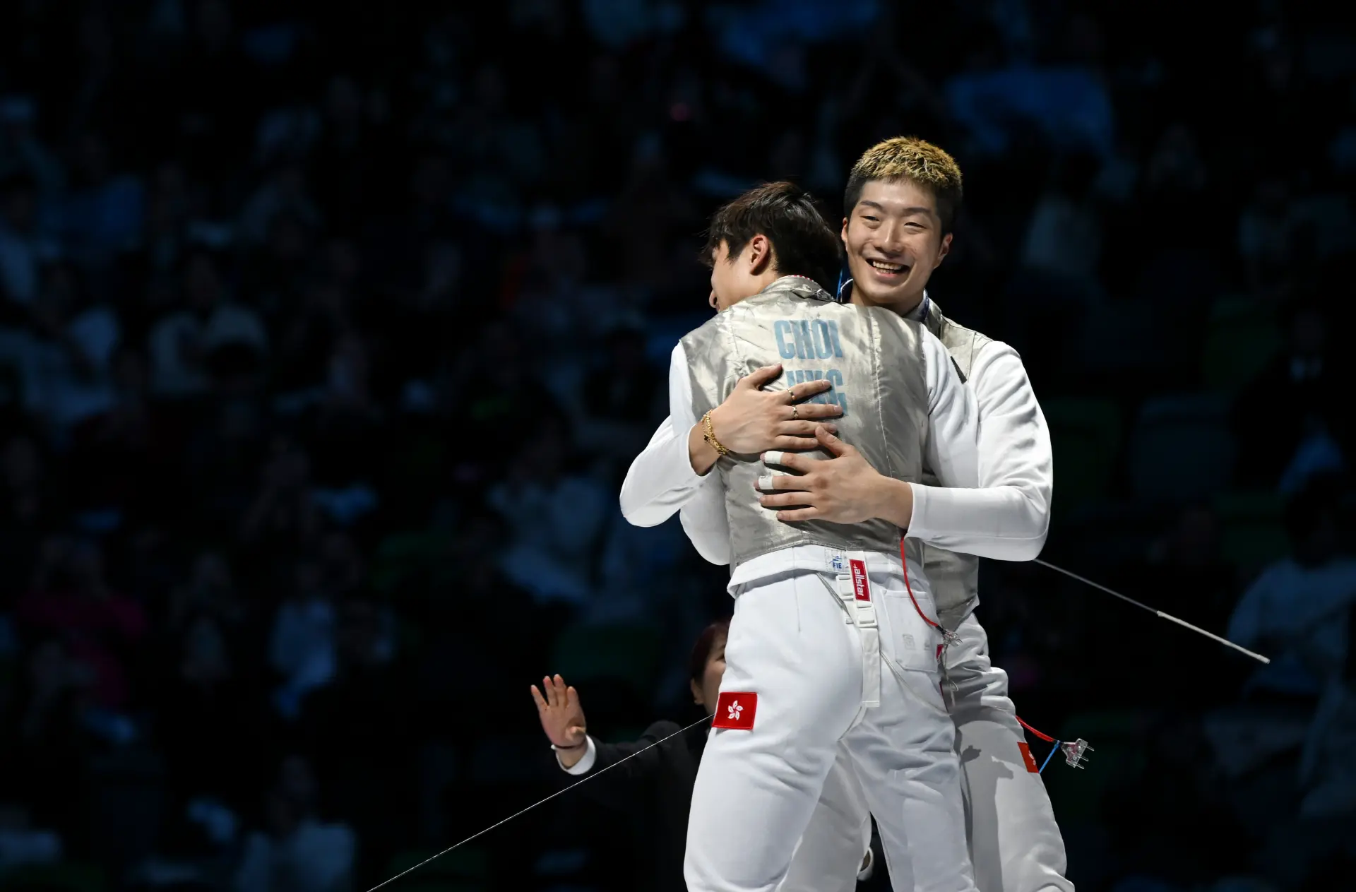 其後張家朗、蔡俊彥接續擴大優勢，最終港隊以 45:38 有驚無險闖入四強。賽後吳諾弘受訪時笑言，自己早已習慣這種突發情況下的上場任務。(圖：新華社)