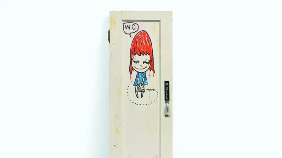 奈良美智醉酒後的「廁所塗鴉」，竟賣出206萬港元天價？！的封面圖片