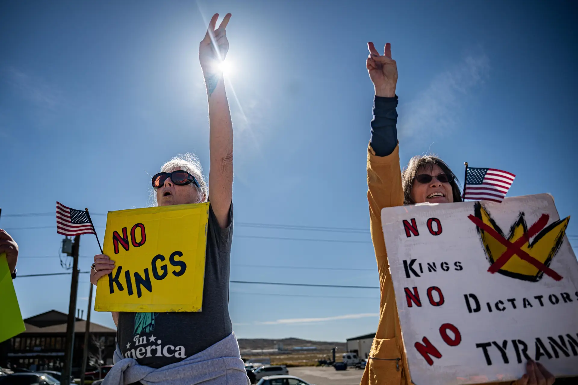 除了華盛頓，洛杉磯、波士頓、亞特蘭大、芝加哥等城市也有大量民眾參與示威。洛杉磯主辦方預估有 10 萬人參與，亞特蘭大至少有 1 萬人在市政中心集會遊行。(圖：新華社)