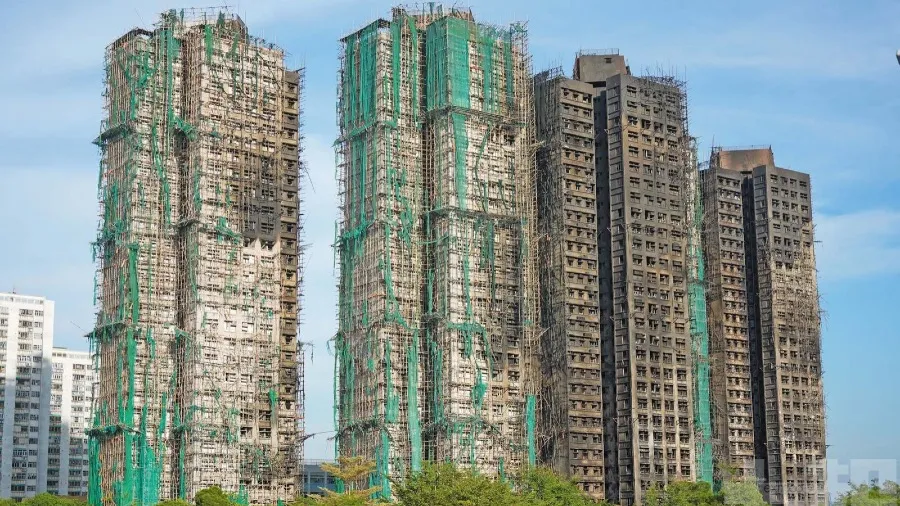 大埔宏福苑5級大火｜有消息指廉署拘捕宏福苑業主立案法團新舊主席的封面圖片